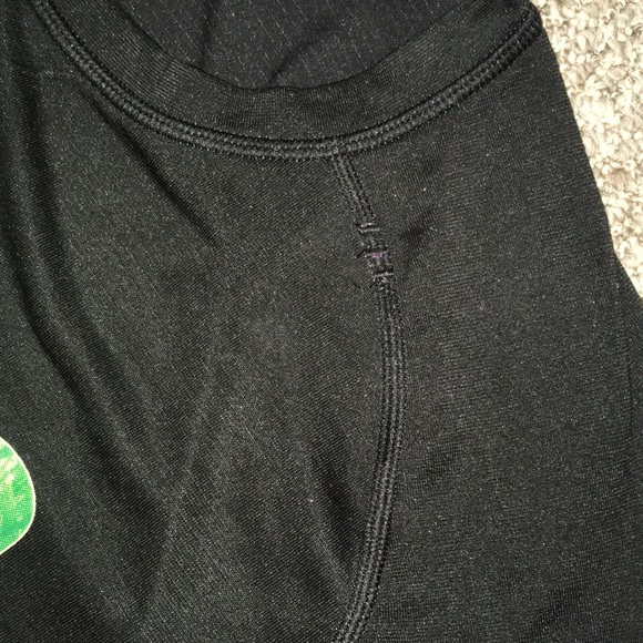 *Rare* Lululemon Athletica embroidered T shirt - Picture 2 of 6